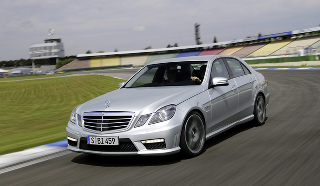 <b>Mercedes-Benz E63 AMG｜メルセデス・ベンツ E63 AMG</b>