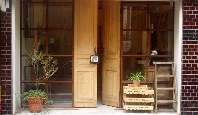 RUST東京（東京都渋谷区神宮前2-19-10）