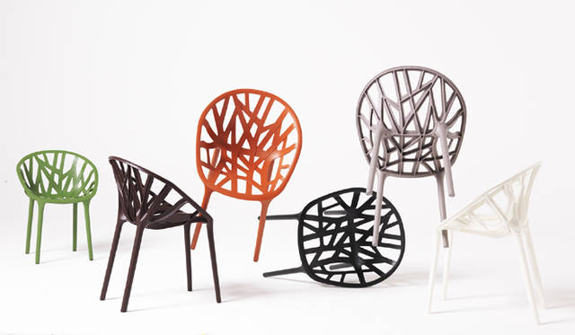 ブルレック兄弟のチェア「Vegetal（ベジタル）」 Photographer Paul Tahon with Ronan & Erwan Bouroullec　© www.vitra.com