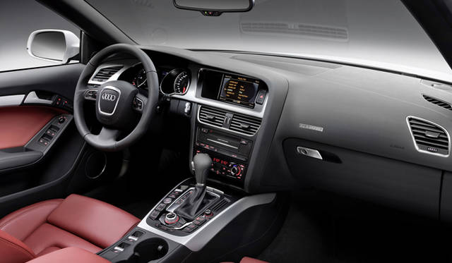 <b>Audi A5 Cabriolet｜アウディ A5 カブリオレ</b>