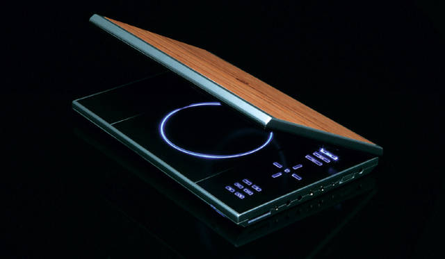 Divine of Creation｜amadana ポータブルDVDプレーヤー(現在は生産終了)