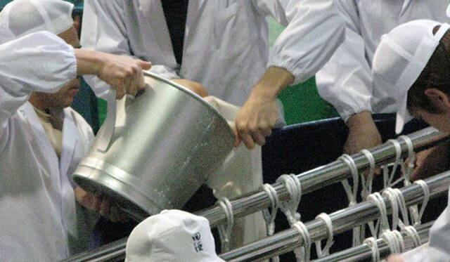 西田酒造店 吊るし