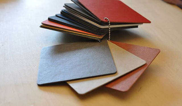 「バルカナイズド・ファイバーに惹かれたのが、eiffel製作へのきっかけでした」（藤城成貴）