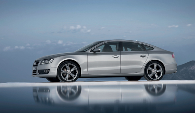 <b>Audi A5 Sportsback｜アウディ A5 スポーツバック</b>