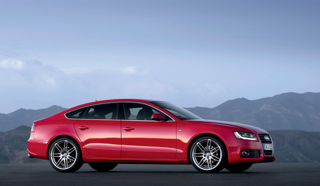 <b>Audi A5 Sportsback｜アウディ A5 スポーツバック</b>