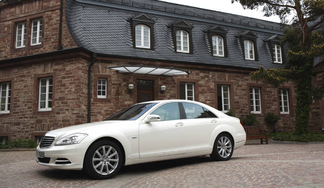 <b>Mercedes-Benz S400 Hybrid｜メルセデス・ベンツ S400ハイブリッド</b>