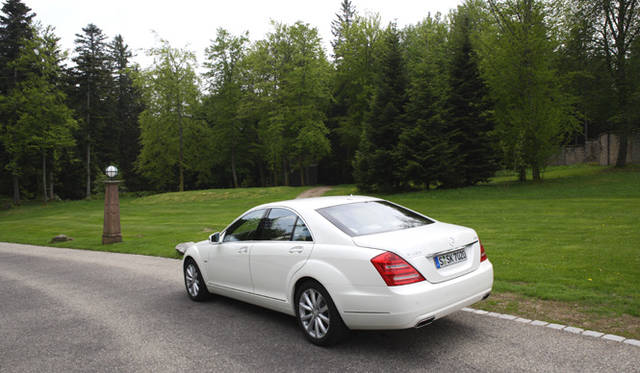 <b>Mercedes-Benz S400 Hybrid｜メルセデス・ベンツ S400ハイブリッド</b>