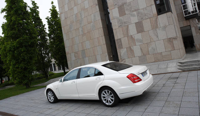 <b>Mercedes-Benz S400 Hybrid｜メルセデス・ベンツ S400ハイブリッド</b>
