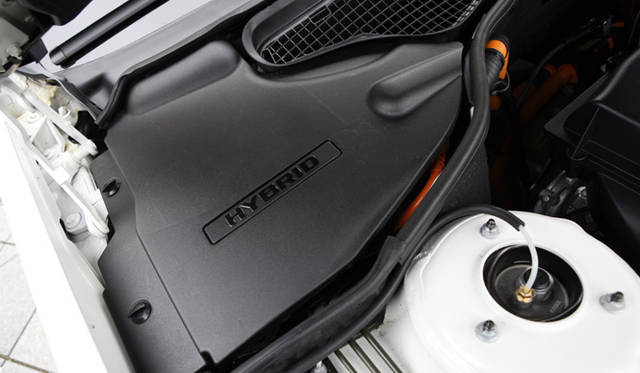 <b>Mercedes-Benz S400 Hybrid｜メルセデス・ベンツ S400ハイブリッド</b>