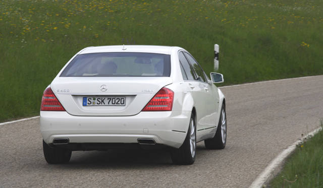 <b>Mercedes-Benz S400 Hybrid｜メルセデス・ベンツ S400ハイブリッド</b>