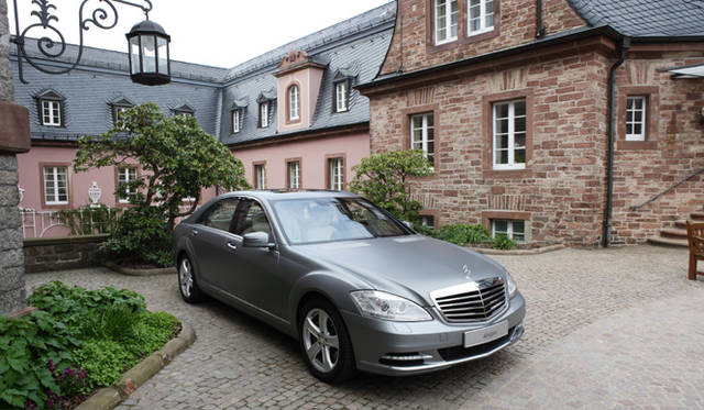 <b>Mercedes-Benz S400 Hybrid｜メルセデス・ベンツ S400ハイブリッド</b>