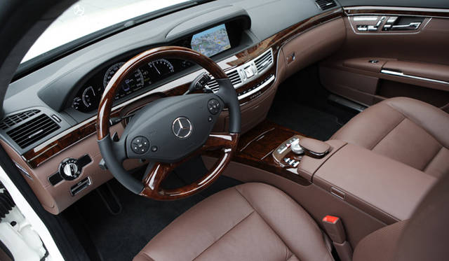 <b>Mercedes-Benz S400 Hybrid｜メルセデス・ベンツ S400ハイブリッド</b>