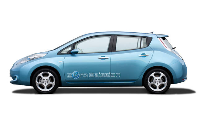 <b>NISSAN LEAF｜日産 リーフ</b>