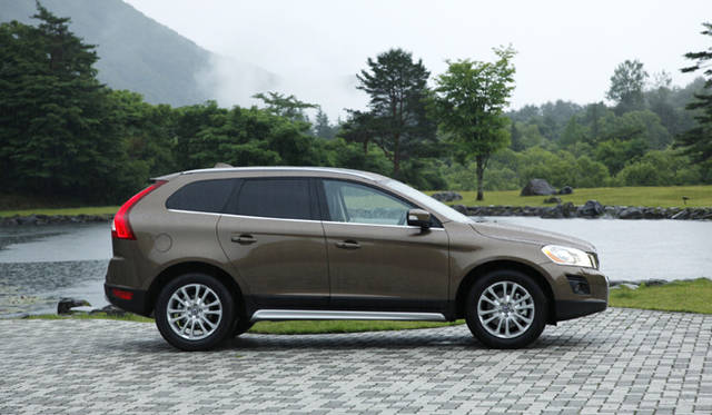 <b>VOLVO XC60｜ボルボ XC60</b>