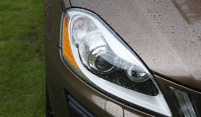 <b>VOLVO XC60｜ボルボ XC60</b>