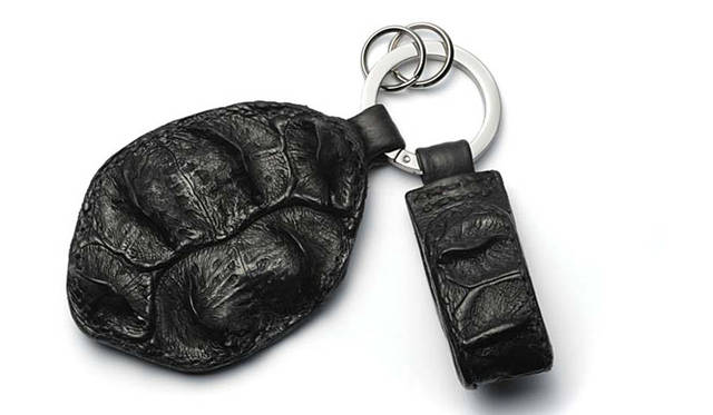 「HABANES HABANERA（ハバネス ハバネラ）」 キーホルダー2万8000円・3万3000円