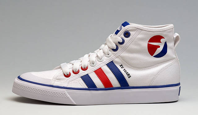 55DSL 15周年記念モデル「THE XV / 55」