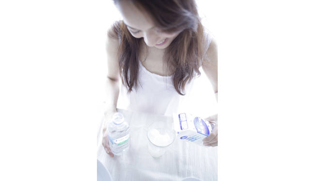 田中玲（たなかれい）｜連載　其の二「白い食卓」