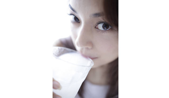 田中玲（たなかれい）｜連載　其の二「白い食卓」