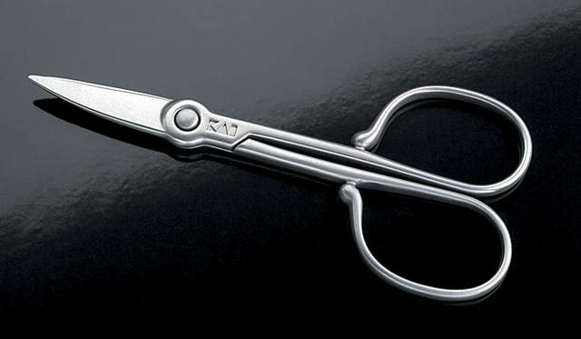 ネイルケアツール「MIMUNO（ミムーノ）」 ネイルシザー（ツメキリハサミ）（革ケース付）8400円