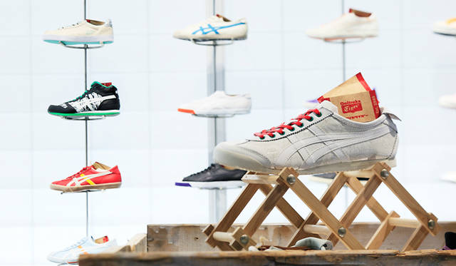 オニツカタイガー神戸（Onitsuka Tiger KOBE）