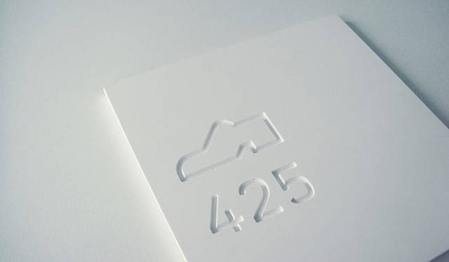 「9h」（ナインアワーズ） 下駄箱プレート サンプル