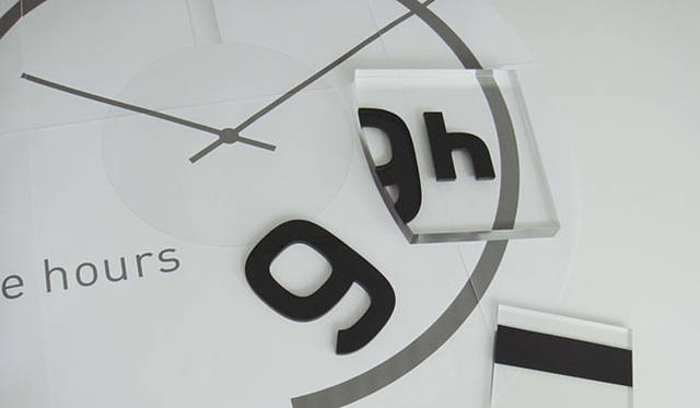 「9h」（ナインアワーズ） 館内時計 サンプル