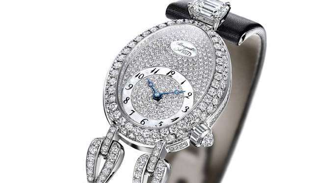 BREGUET｜ブレゲ　ウォッチ　：18K ホワイトゴールド、　自動巻き キャリバー.586、　ブラックサテンストラップに、プリンセスカットダイヤモンド TW/IF-VVS 2石 （0.80ct） とエメラルドカットダイヤモンド G/VS2 1石 （2.01ct）<br>ケースにブリオレッテカットダイアモンド 1石 （0.27ct） とブリリアントカットダイアモンド TW/IF-VVS 224石 (3.31ct）<br>ダイヤルに、パヴェダイヤモンド 211石 (約 0.63ct）、　シリアル NO.と 「Bregue」 サイン<br>フォールデングバックルにダイヤモンド TW/IF-VVS 26石　