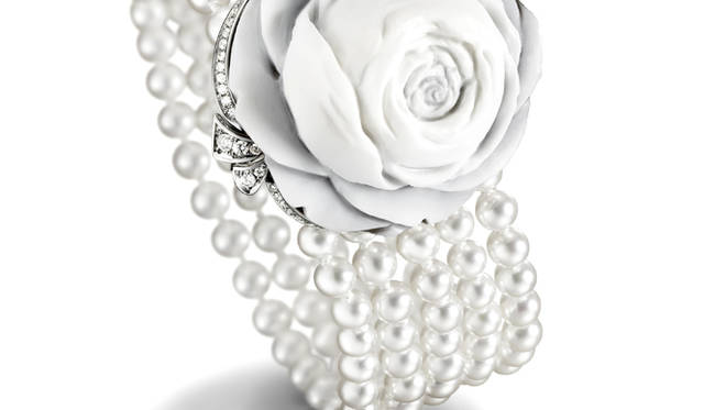 BREGUET｜ブレゲ　ブレスレット　：18K ホワイトゴールド、　ダイアモンド パヴェ TW/IF-VVS 68石、ローズフラワー手彫りカメオ装飾、　アコヤパール 180個