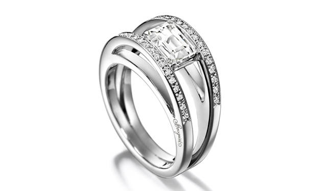 BREGUET｜ブレゲ　リング　：18K ホワイトゴールド、　エメラルドカットダイヤモンド （約1.00ct）、　ダイヤモンド TW/IF-VVS 34石