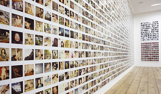 ラットホールギャラリー　荒木経惟個展『POLART 6000』