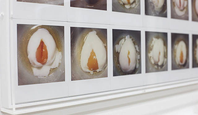 ラットホールギャラリー　荒木経惟個展『POLART 6000』