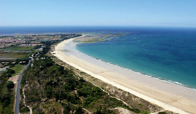 CAMUS｜イル・ド・レ　ヨーロッパ屈指のリゾート地として有名なイル・ド・レの風景