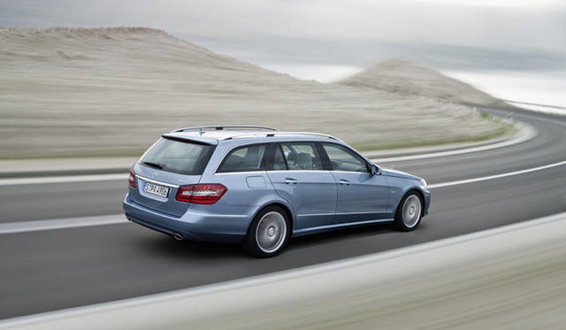<b>Mercedes-Benz E Class Wagon｜メルセデス・ベンツ Eクラスワゴン</b>