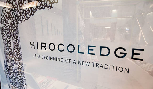 「HIROCOLEDGE SPECIAL STORE 2009」東京ミッドタウン ガレリア地下1階アトリウム前