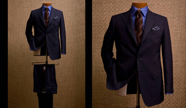 <b>BANEYS NEW YORK│バーニーズ　ニューヨーク</b>　“PATTERN ORDER”スーツ「スタンダードスタイル／エグゼクティブモデル」<br>ウエストに余裕をもたせながらも、スマートでシャープなシルエットを演出するモデル。オーダーサイズは42～56