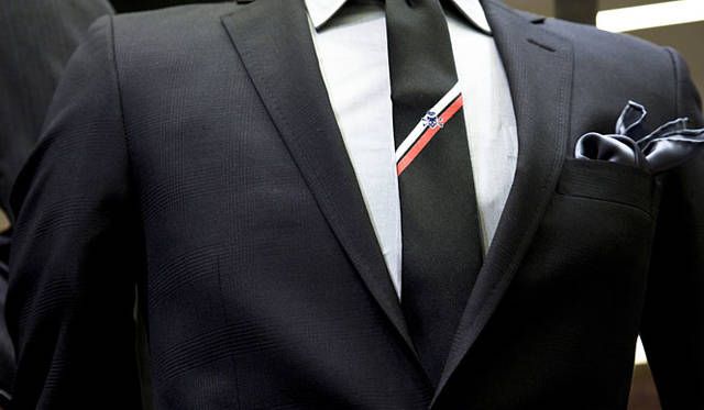 <b>BANEYS NEW YORK│バーニーズ　ニューヨーク</b>　“PATTERN ORDER”スーツ「ニュードレスコード／モードモデル」