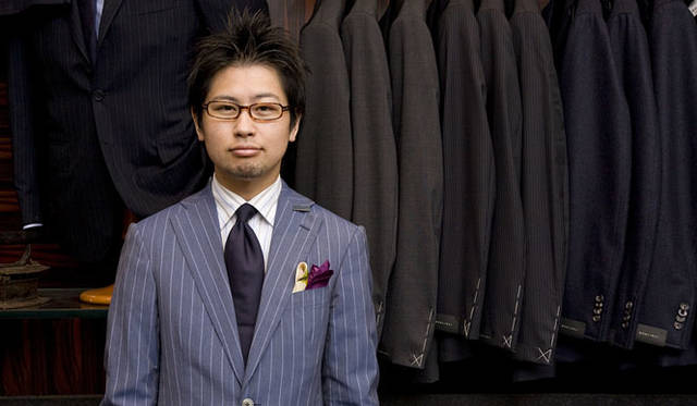 <b>BANEYS NEW YORK│バーニーズ　ニューヨーク</b>　バーニーズ　ニューヨーク銀座店B1F　セールス・アソシエイト 岩村浩徳さん