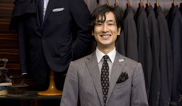 <b>BANEYS NEW YORK│バーニーズ　ニューヨーク</b>　バーニーズ　ニューヨーク横浜店5F　セールス・アソシエイト 増田洋一郎さん