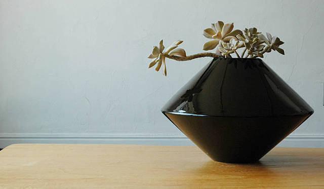 「アーキテクチュラルポテリー」 IDEAL SPACE「contemporary design × modern plants」