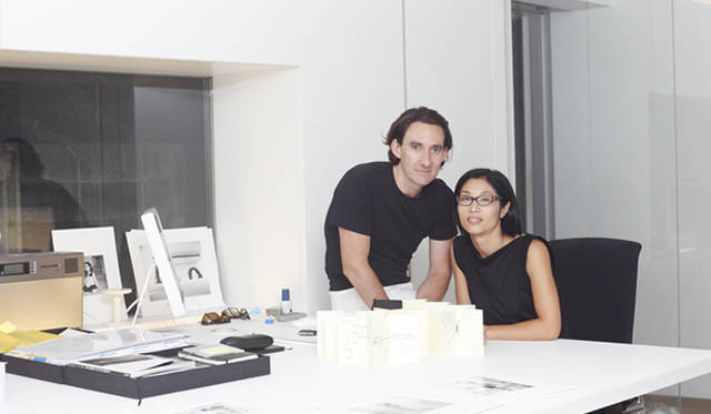 Divine of Creation｜グエナエル・ニコラさん(左)、宮元玲子さん(右)