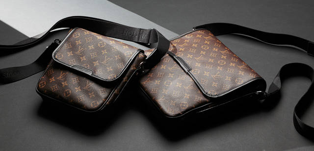 <b>Louis Vuitton Monogram Macassar｜ルイ・ヴィトン モノグラム・マカサー ライン</b>　フラップをマグネットで開閉するスクエアなショルダーバッグ。サイズはPMとMMの2タイプで展開している。左から：“バスPM” 10万1850円、“バスMM” 11万8650円