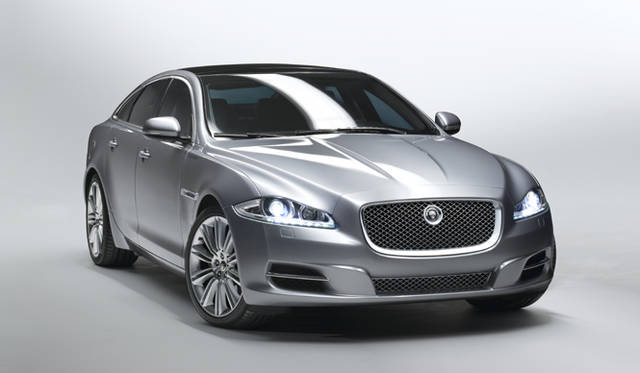 <b>New Jaguar XJ｜新型ジャガーXJ</b>