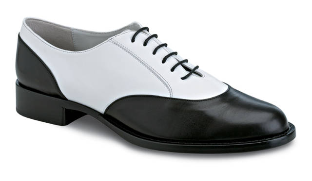 <b>Salvatore Ferragamo for Yohji Yamamoto</b> シューズ「LEMNO」 8万6100円