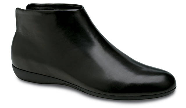 <b>Salvatore Ferragamo for Yohji Yamamoto</b> シューズ「LUEUR」 9万8700円
