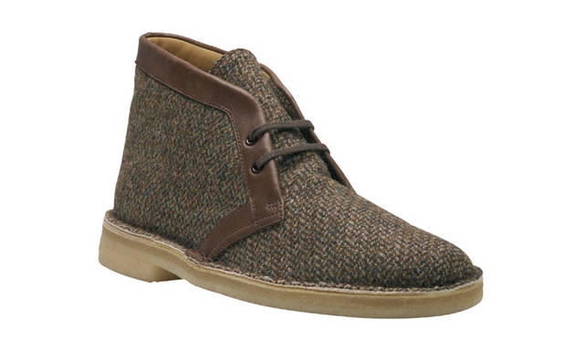 クラークス オリジナルズ デザートブーツ誕生60周年特別記念モデル「Harris Tweed」2万2050円（メンズ）