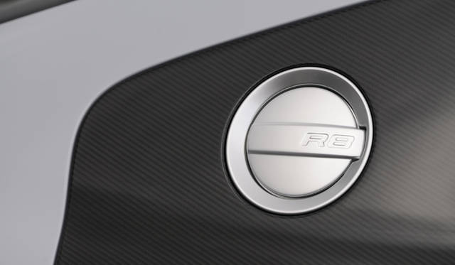 <b>Audi R8 5.2 FSI quattro｜アウディ R8 5.2 FSI クワトロ</b>