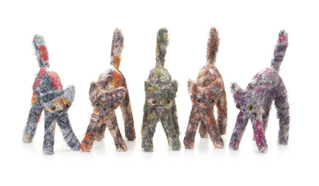 <b>MEDICOM TOY（CAT、CAT、CAT！）「オブジェ（大）」2940円　2009年9月2日（水）発売予定</b><br>人気のシリーズに新柄5種が3サイズ展開（各全高約：大 / 29.0cm、中 / 14.0cm、小 / 11.0cm）で仲間入り。MERVEILLES（メルヴェーユ）、EAU BELLE（オーベル）、TRESOR（トレゾア）、DELICE（ドリス）、ARPEGE（アルベージュ）のカラー5種類