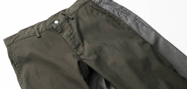 　マーガレット・ハウエル×EDWINのトラウザーズ ともに1万9950円