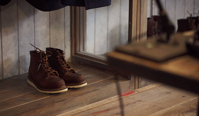 <strong>ナイジェル・ケーボンのフラッグシップショップ「THE ARMY GYM - Nigel Cabourn」</strong>